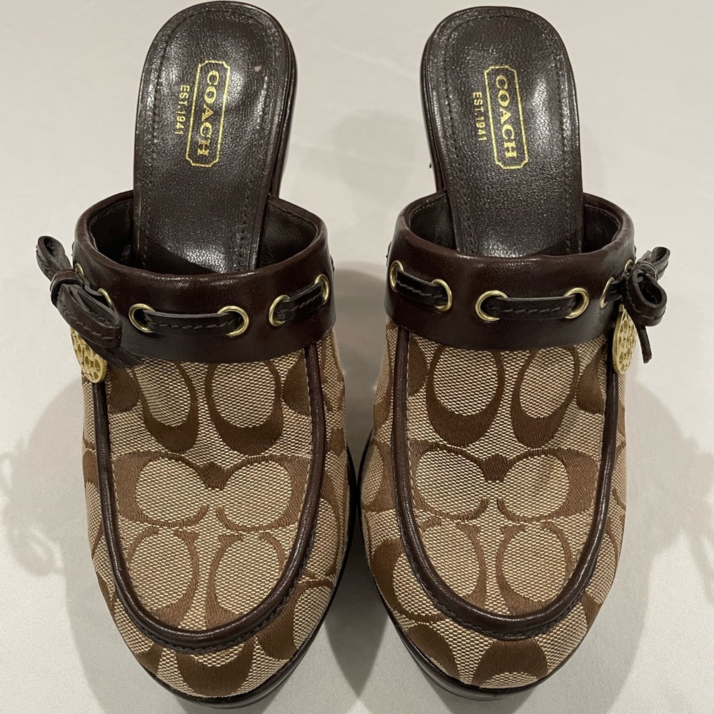 Coach Jodey Sig Brown Canvas / Leather Mules  US Size 6.5 B 4.25 In. Heels